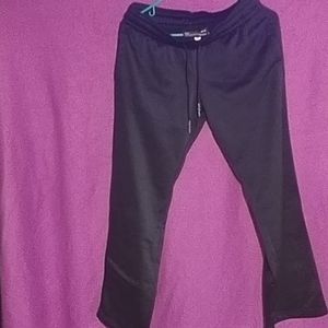 Under armor women's sweatpants size medium